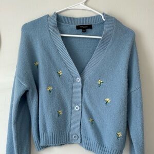 Cropped blue floral cardigan